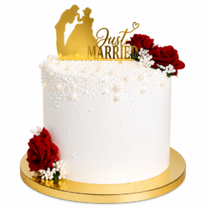 Wedding Cakes by Carol Cakes & Cafe Mararikulam